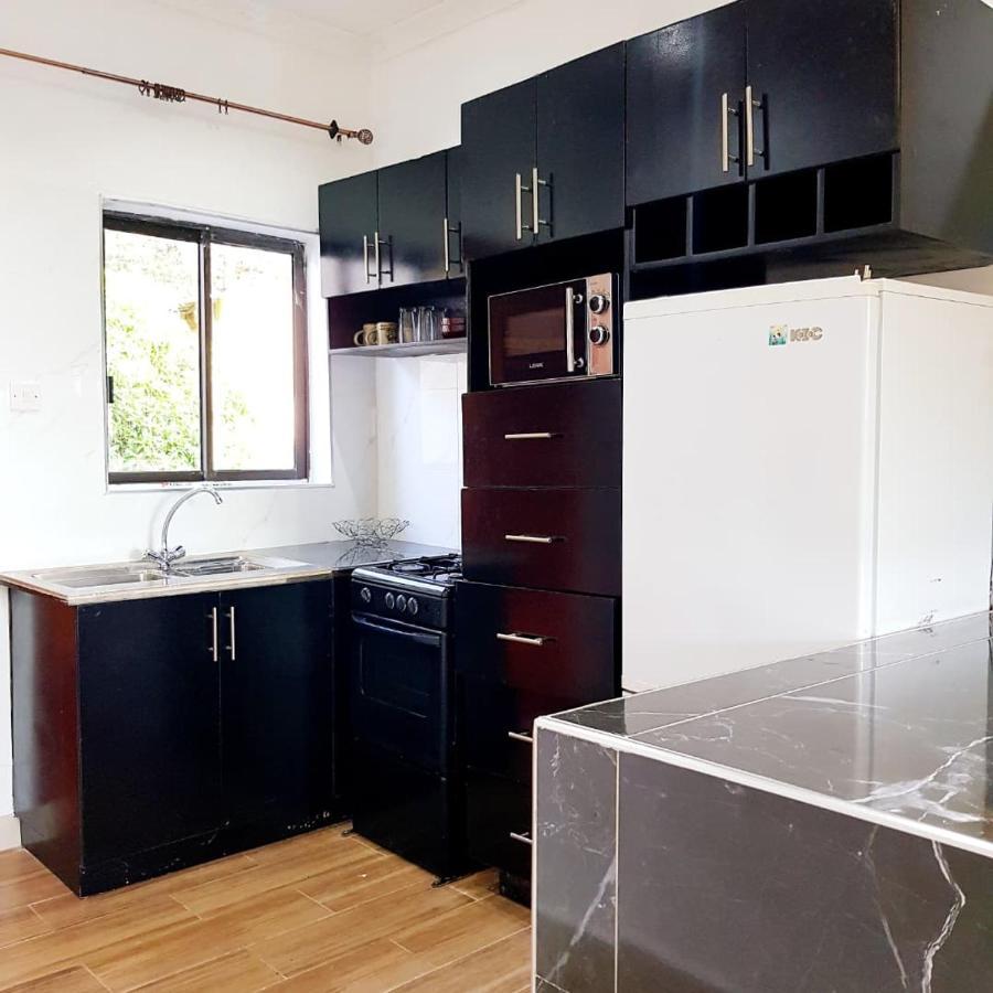 Limbe Chinyonga Guesthouse מראה חיצוני תמונה
